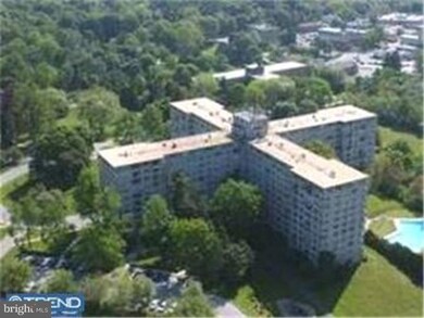 Radnor House unit 919, Bryn Mawr, PA 19010 - photo 2