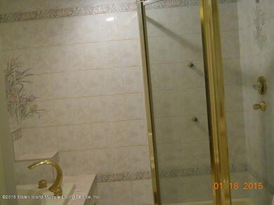 276 Ada Dr, Staten Island, NY 10314 - photo 2