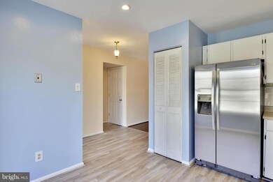 4131 Pleasant Meadow Ct unit 92-E, Chantilly, VA 20151 - photo 7