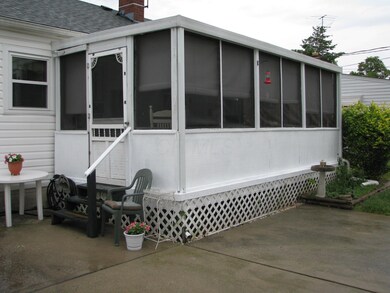 476 Derrer Rd, Columbus, OH 43204 - photo 7