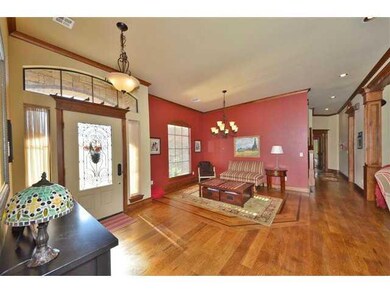 19913 Oakshire Dr, Edmond, OK 73012 - photo 4