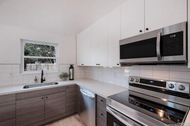 25318 Starling Dr, San Antonio, TX 78255 - photo 4