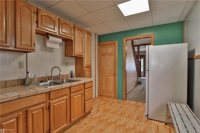 423 Max St, Allentown, PA 18103 - photo 7