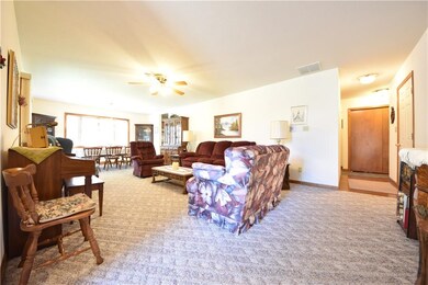 3190 Liberty Ln, Columbus, IN 47203 - photo 3