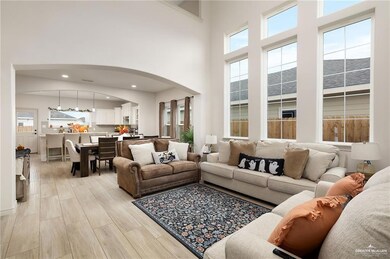 309 Central Park St, Edinburg, TX 78541 - photo 5