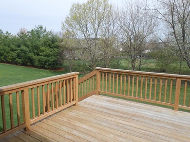 328 Victor Dr, Circleville, OH 43113 - photo 4