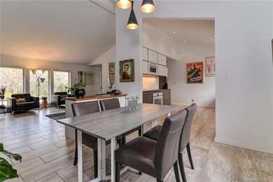Main Level | Open Dining Area