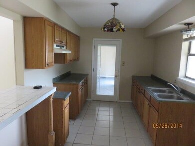 5506 Cypress Dr, Laredo, TX 78041 - photo 2