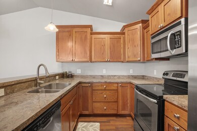 121 Mulberry Loop NE, Minot, ND 58703 - photo 7