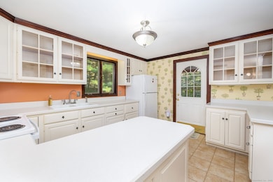 92 Cherry Swamp Rd, Moodus, CT 06469 - photo 6