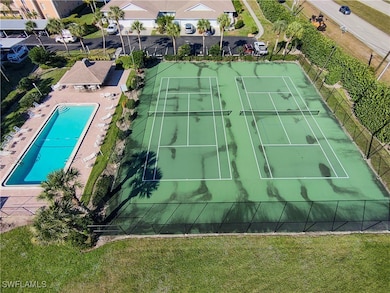 9610 Victoria Ln unit 202, Naples, FL 34109 - photo 2