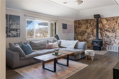 10691 Joshua Rd, Apple Valley, CA 92308 - photo 6