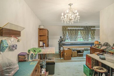 810 S Colonial Dr, Cleburne, TX 76033 - photo 7