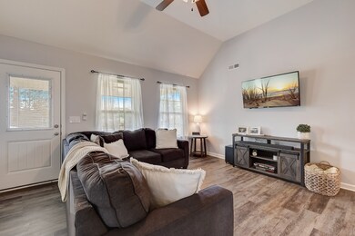 415 Grace Ct, Manchester, TN 37355 - photo 6