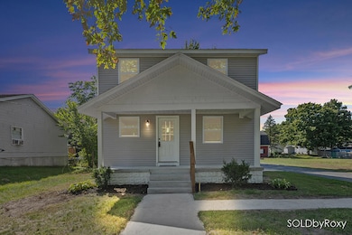 372 60th St SE, Grand Rapids, MI 49548 - photo 2