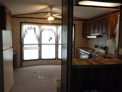 4 Williams Dr, Carver, MA 02330 - photo 3