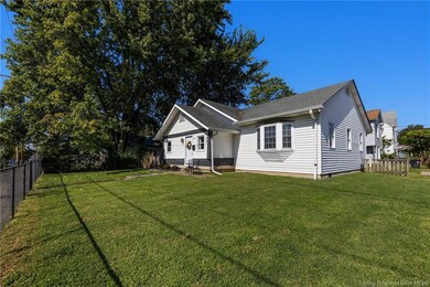 817 E Oak St, New Albany, IN 47150 - photo 4