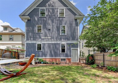 81 Irving Ave unit 2, Providence, RI 02906 - photo 2