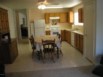 Enough room for Thanksgiving dinner!