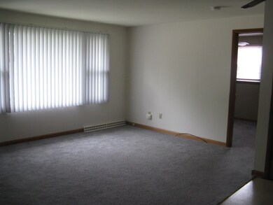 457 Janesville St, Oregon, WI 53575 - photo 4