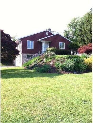 139 Gerald Ave, Reading, PA 19607 - photo 3