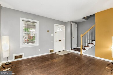 657 Emerson St NE, Washington, DC 20017 - photo 2