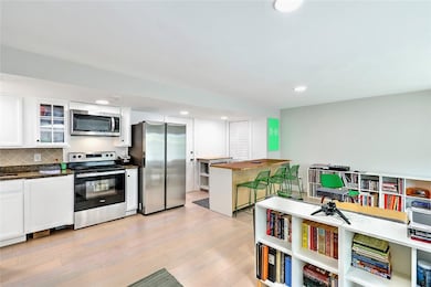 125 Prospect St unit 8, Providence, RI 02906 - photo 5