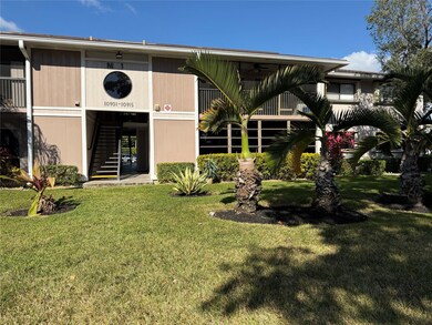 10905 W Clairmont Cir, Tamarac, FL 33321 - photo 2