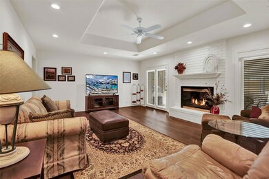 4016 Shadow Cir, Denison, TX 75020 - photo 4