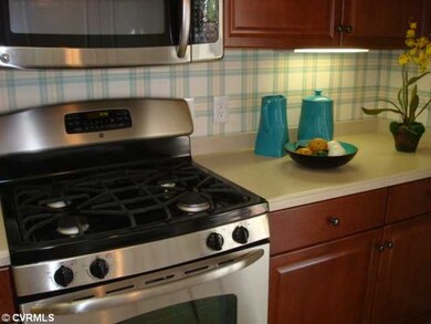 7713 Battlefield Common unit 76, Quinton, VA 23141 - photo 4