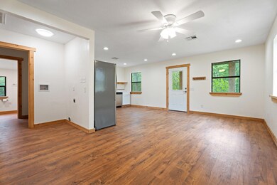 1592 Oklahoma 20, Eucha, OK 74342 - photo 4