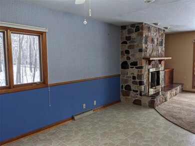 Dining / Living Room
