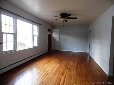 228 Brizendine Ln, Dunnsville, VA 22454 - photo 5