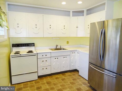 54 Cobalt Ridge Dr N, Levittown, PA 19057 - photo 6