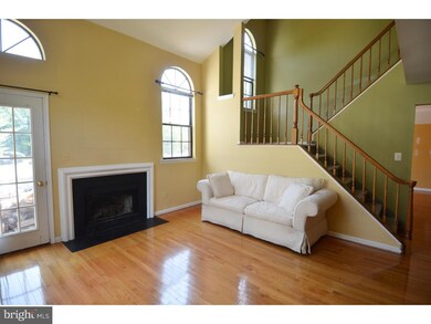 5206 Stonehedge Rd unit 6, Edison, NJ 08820 - photo 3