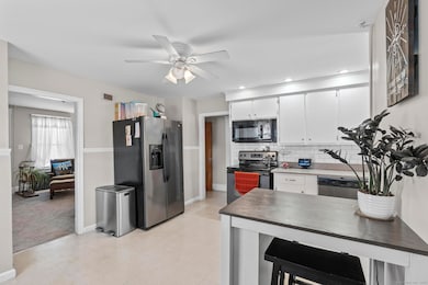 86 Windsor St, Enfield, CT 06082 - photo 3