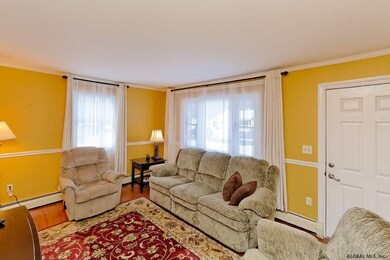 34 Vics Ct, Albany, NY 12205 - photo 7