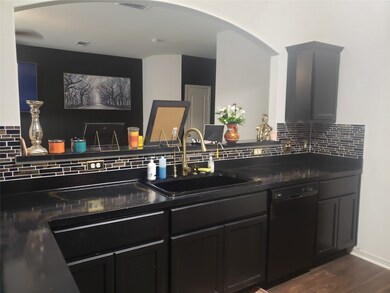 10543 Pine Landing Dr, Houston, TX 77088 - photo 3