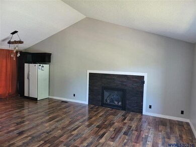 983 Sagrada Cir N, Keizer, OR 97303 - photo 5