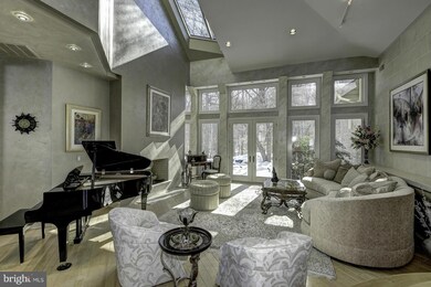 10035 Avenel Farm Dr, Potomac, MD 20854 - photo 3