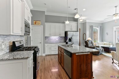 6504 Surrey Ln, Zachary, LA 70791 - photo 6