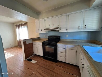 Kitchen to dining room