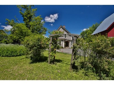 Detached barn/garage