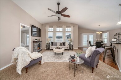 404 Willow St SW, Orting, WA 98360 - photo 3