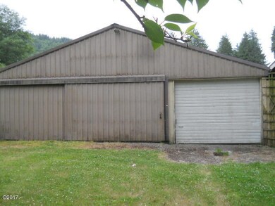 Garage / shop