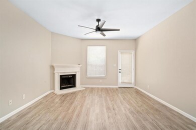 3957 Parkhaven Dr, Denton, TX 76210 - photo 5