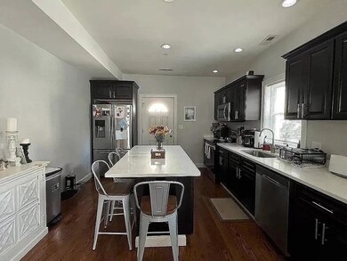 89 Wachusett St unit 1, Jamaica Plain, MA 02130 - photo 2