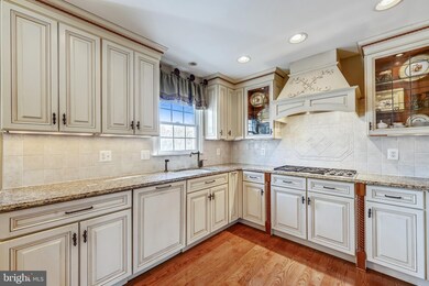 10508 Patuxent Ridge Way, Laurel, MD 20723 - photo 7