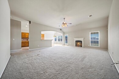 1703 W Austin Place, Broken Arrow, OK 74011 - photo 6