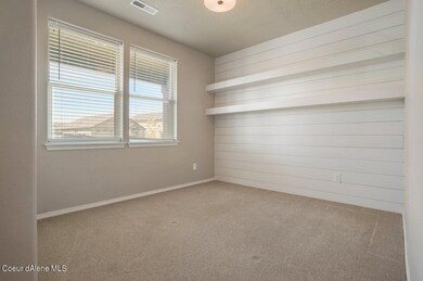 007-13462NTellurideLoop-HaydenLake-ID-83